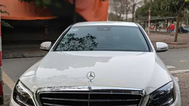 Dán phim cách nhiệt cho xe Mercedes Benz
