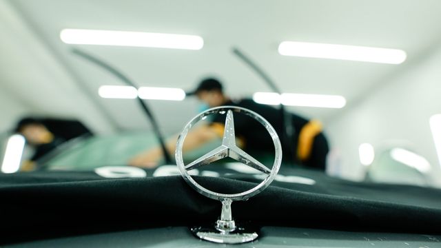Dán phim cách nhiệt cho xe Mercedes Benz