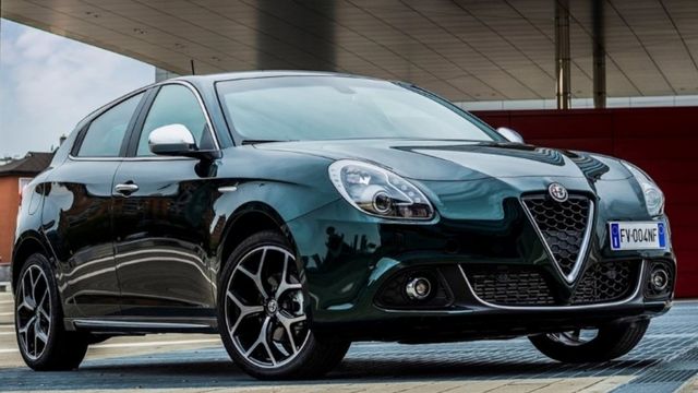 Dán phim cách nhiệt cho xe Alfa Romeo