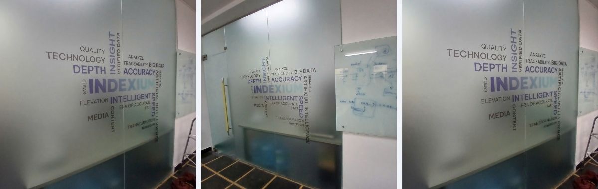 Dán Decal Mờ Kính Văn Phòng